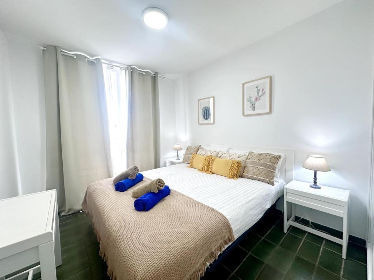 2The Best Location - Las Americas & Parking Плая-де-лас-Америкас Экстерьер фото